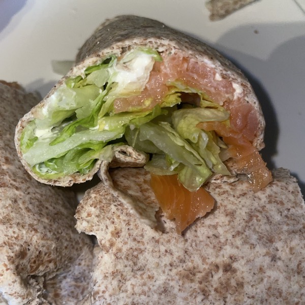 smoked salmon and lettuce wraps