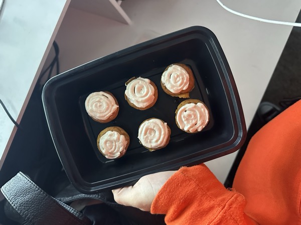pumpkin spice muffins w/ cream cheese frosting