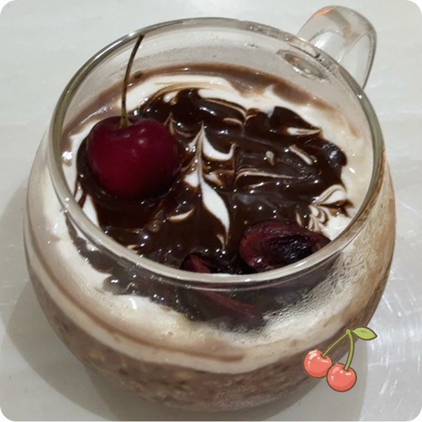 Black Forest overnight oats