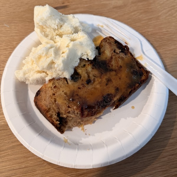 sticky banana bread