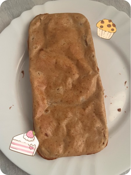 small cinnamon caramel cake
