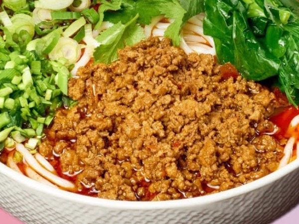 noodles with meat sauce