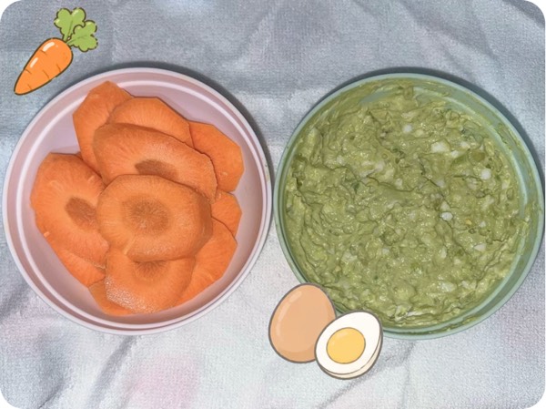 Carrots and avocado dip