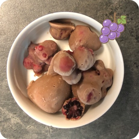 Frozen yoghurt bites