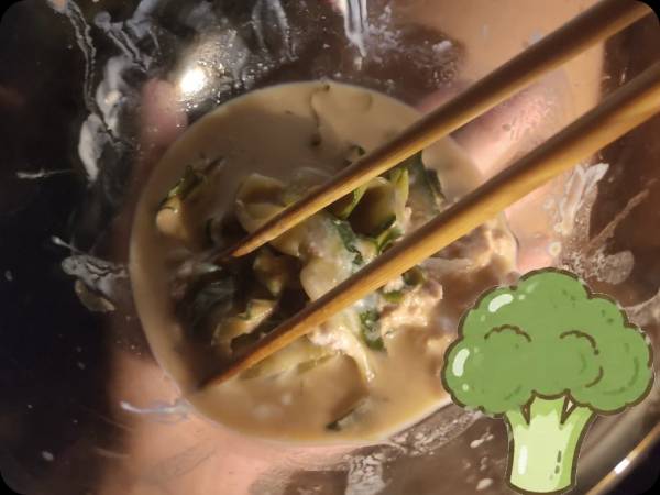 cucumber creamy salad